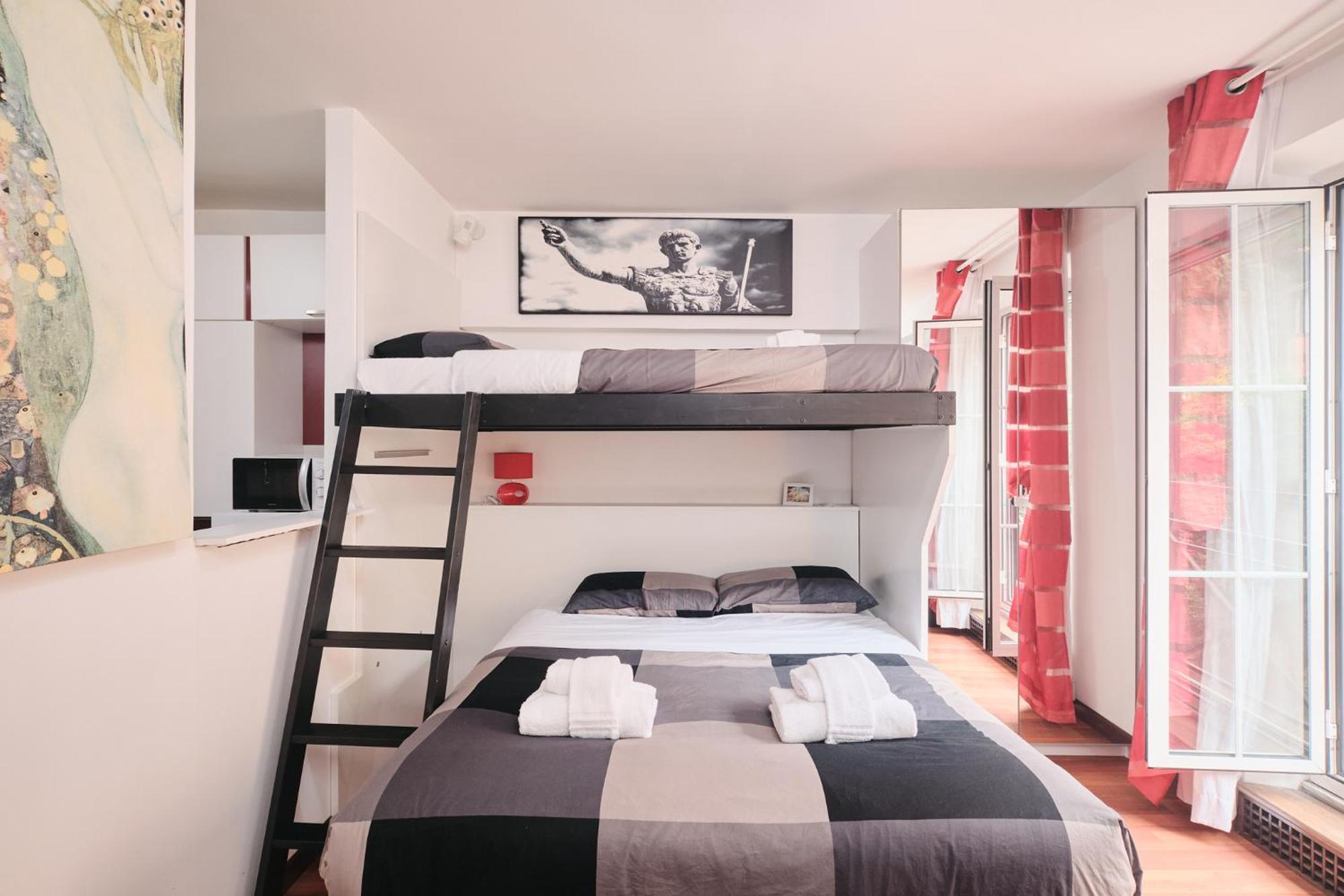 רומא Trastevere- Flat Con Giardino, Ac, Wi-Fi & Netflix מראה חיצוני תמונה
